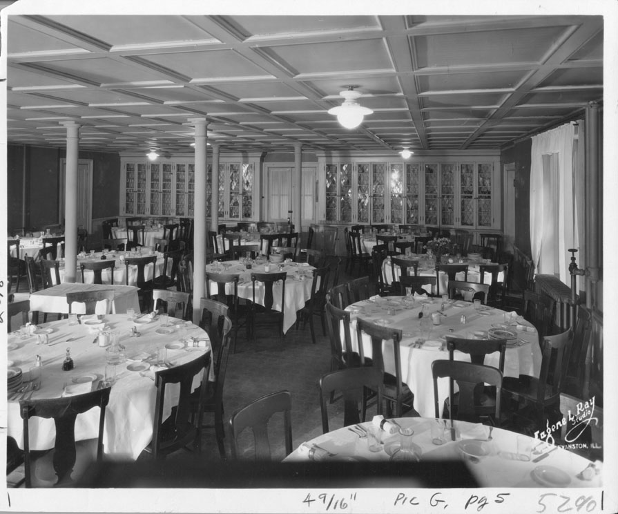 Willard Hall (Music Admin. Bldng), Interior: Dining Room