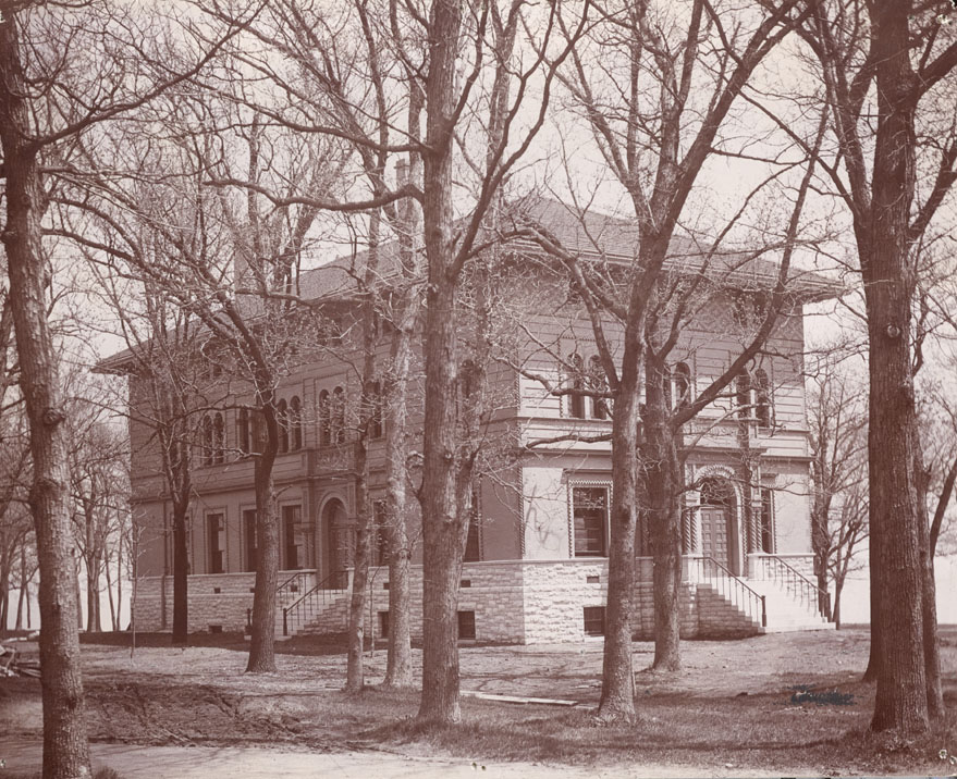 Annie May Swift, Exterior: From 1900 Syllabus