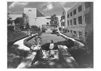 Scott Hall, Exterior: Gardens