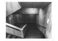 Leverone Hall, Interior: Staircase